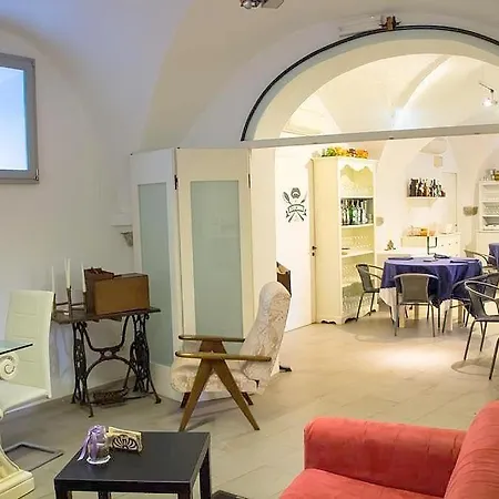 Sleeps 6