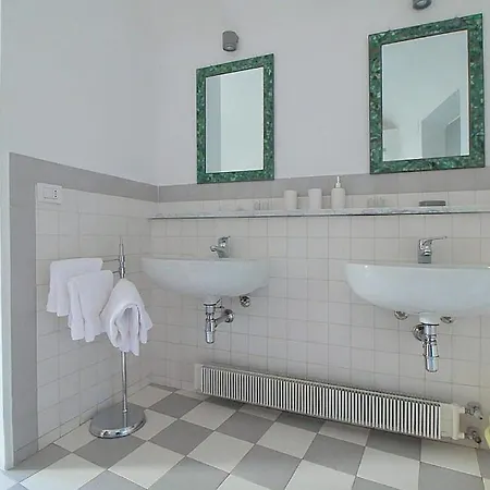 Appartement Sleeps 6 *